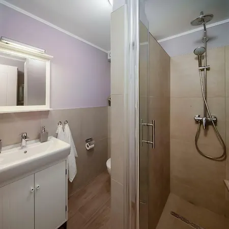 Zlatin Dvor - For 3, Terrace, Center, At 5-min, Bike Friendly * Trogir