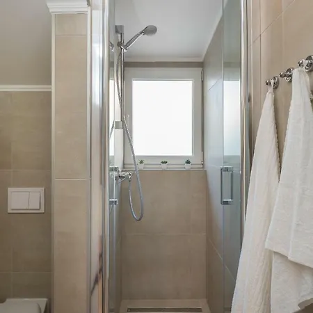 Zlatin Dvor - For 3, Terrace, Center, At 5-min, Bike Friendly * Trogir