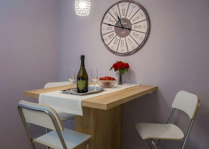 Zlatin Dvor - For 3, Terrace, Center, At 5-min, Bike Friendly