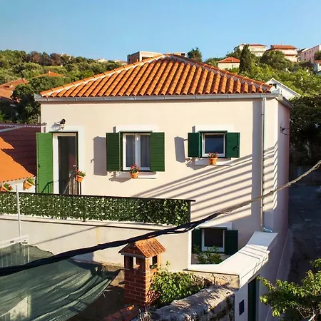 Zlatin Dvor - For 3, Terrace, Center, At 5-min, Bike Friendly *