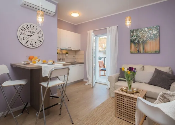 Appartement Zlatin Dvor - For 3, Terrace, Center, At 5-min, Bike Friendly *